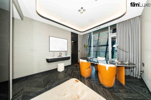 Apartment in Business Bay, Dubai 3 bedrooms, 240.8 sq.m. № 143862 - photo 14