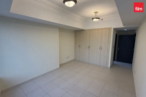 Apartment in Dubai 4 bedrooms, 216.1 sq.m. № 143438 - photo 12