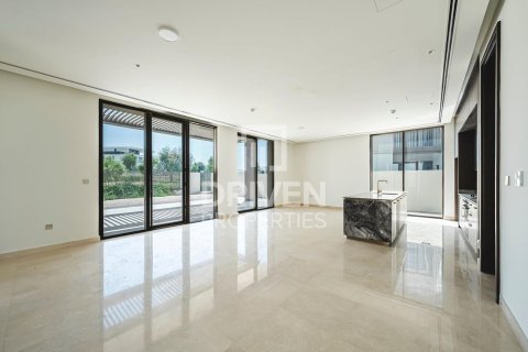 Villa in Dubai Hills Estate, Dubai 5 bedrooms, 875.52 sq.m. № 145537 - photo 8