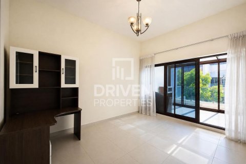 Townhouse in District 11, Mohammed Bin Rashid City, Dubai 3 bedrooms, 187.2 sq.m. № 145377 - photo 16