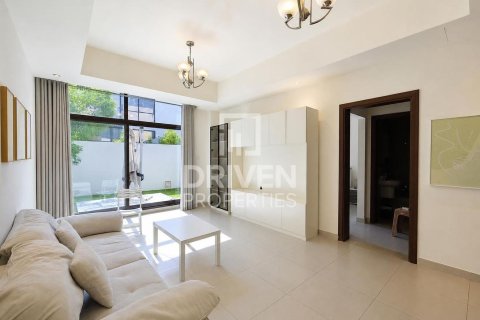 Townhouse in District 11, Mohammed Bin Rashid City, Dubai 3 bedrooms, 187.2 sq.m. № 145377 - photo 2