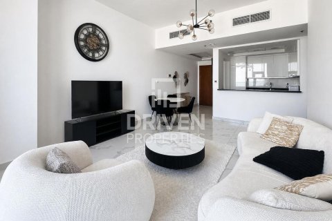 Снять в аренду квартиру в Al Habtoor City, Бизнес-Бэй, Дубай: 1 спальня, 90.39м², № 145594 - фото 2