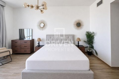 Снять в аренду квартиру в Al Habtoor City, Бизнес-Бэй, Дубай: 1 спальня, 90.39м², № 145594 - фото 8