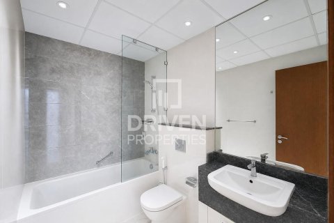 Снять в аренду квартиру в Al Habtoor City, Бизнес-Бэй, Дубай: 1 спальня, 90.39м², № 145594 - фото 13