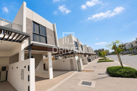 Maison de ville à Dubai, 3 chambres, 174.84 m², № 144147 - photo 2