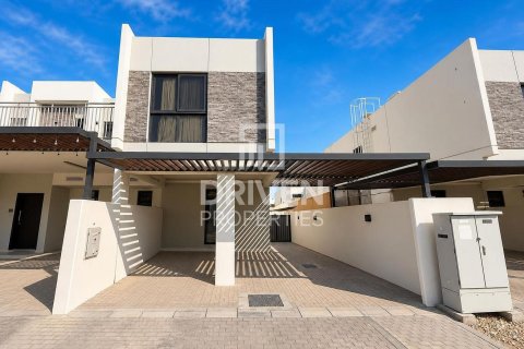 Maison de ville à Dubai, 3 chambres, 174.84 m², № 144147