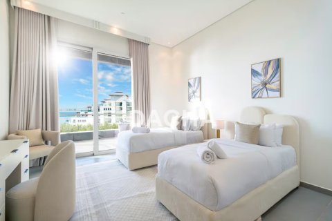 Apartment in The Crescent, Palm Jumeirah, Dubai 3 bedrooms, 262 sq.m. № 143508 - photo 26