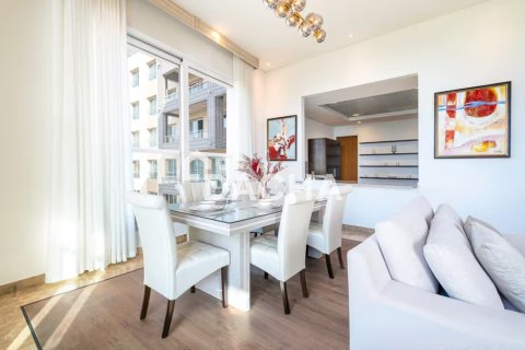 Apartment in The Crescent, Palm Jumeirah, Dubai 3 bedrooms, 262 sq.m. № 143508 - photo 6