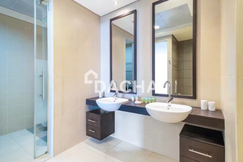 Apartment in The Crescent, Palm Jumeirah, Dubai 3 bedrooms, 262 sq.m. № 143508 - photo 10