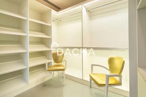 Apartment in The Crescent, Palm Jumeirah, Dubai 3 bedrooms, 262 sq.m. № 143508 - photo 9