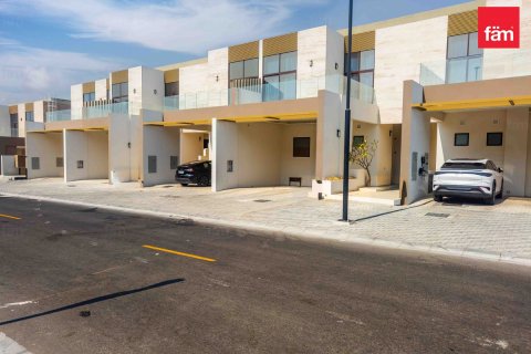 Villa in Dubai 4 bedrooms, 288 sq.m. № 145986 - photo 17
