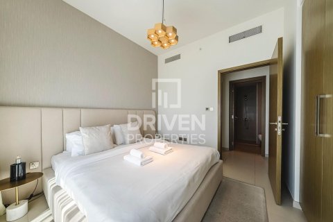 Apartamento en Burj Royale, Downtown Dubai (Downtown Burj Dubai), Dubai, 3 dormitorios, 124.95 m², № 144641 - foto 10