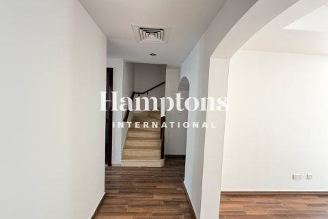 Maison de ville à Arabian Ranches 2, Dubai, 2 chambres, 173.17955327 m², № 143898 - photo 12