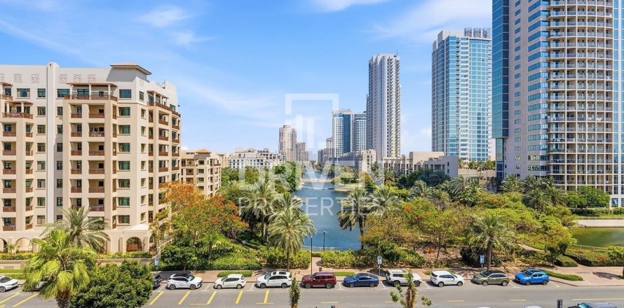 Appartement à The Views, Dubai, 2 chambres, 116.04 m², № 144558