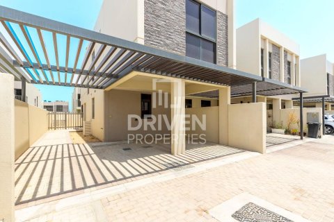 Townhouse in Dubai 3 bedrooms, 174.84 sq.m. № 145592 - photo 22