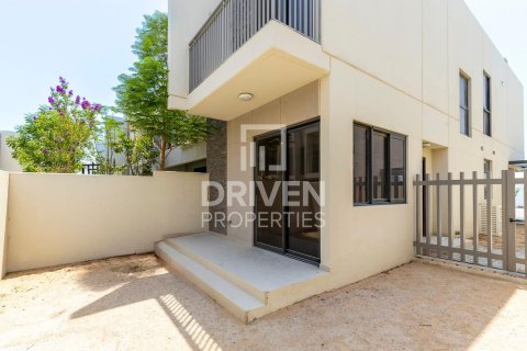 Townhouse in Dubai 3 bedrooms, 174.84 sq.m. № 145592 - photo 3