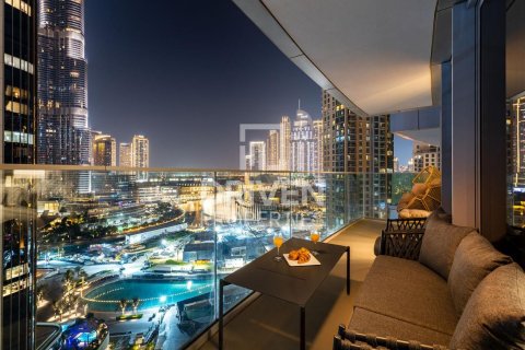 Apartment in Downtown Dubai (Downtown Burj Dubai), Dubai 2 bedrooms, 152.92 sq.m. № 145301 - photo 2