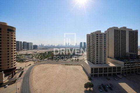 Снять в аренду квартиру в Dubai Science Park, Дубай: 2 спальни, 94.95м², № 145502 - фото 24