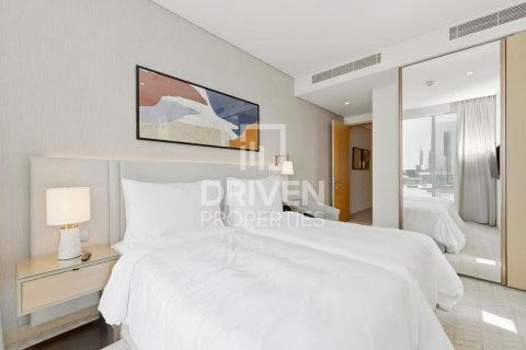 Apartment in Vida Residences Dubai Mall, Downtown Dubai (Downtown Burj Dubai), Dubai 2 bedrooms, 101.54 sq.m. № 145201 - photo 7