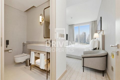 Apartment in Vida Residences Dubai Mall, Downtown Dubai (Downtown Burj Dubai), Dubai 2 bedrooms, 101.54 sq.m. № 145201 - photo 10