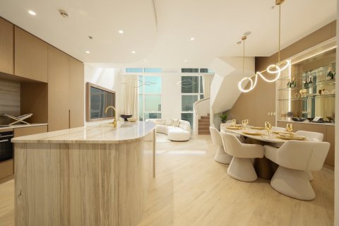 Снять в аренду квартиру в DIFC, Дубай: 3 спальни, 229.84м², № 145743 - фото 2