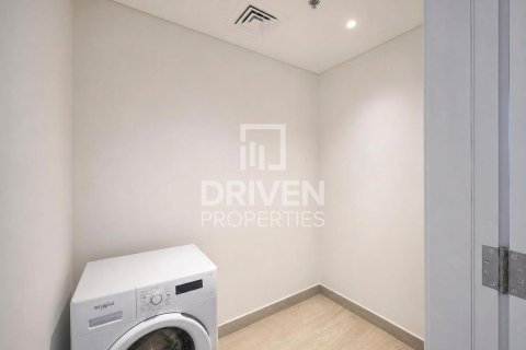 Снять в аренду квартиру в Аль-Сатве, Дубай: 1 спальня, 80.08м², № 145618 - фото 14