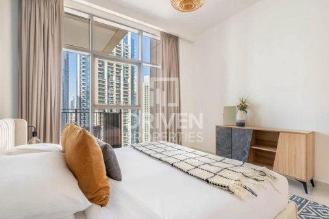 Appartement à BLVD Crescent, Downtown Dubai (Downtown Burj Dubai), Dubai, 2 chambres, 155.24 m², № 144772 - photo 5