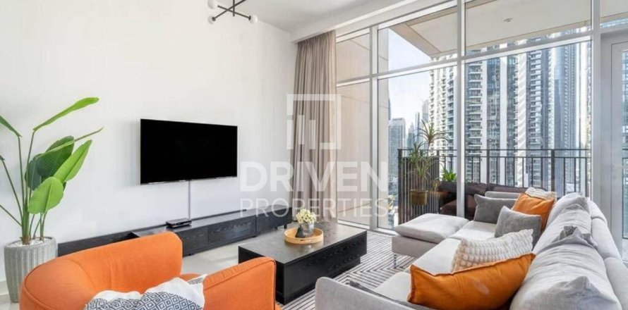 Appartement à BLVD Crescent, Downtown Dubai (Downtown Burj Dubai), Dubai, 2 chambres, 155.24 m², № 144772