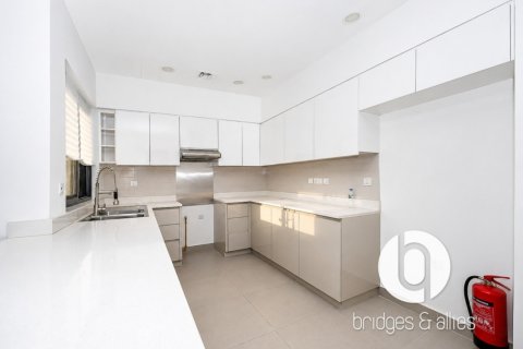 Villa à Dubai Hills Estate, Dubai, 4 chambres, 228 m², № 143775 - photo 8