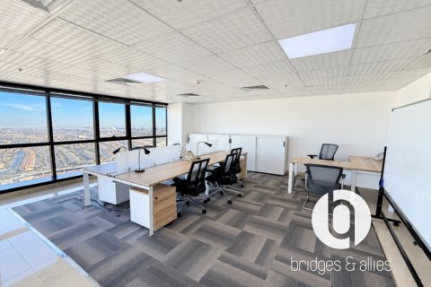 Office in Jumeirah Lake Towers, Dubai 126 sq.m. № 143774 - photo 6