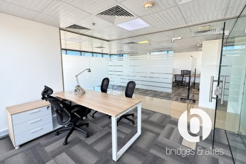 Office in Jumeirah Lake Towers, Dubai 126 sq.m. № 143774 - photo 8