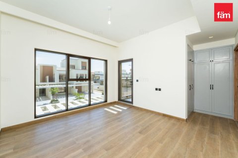 Maison de ville à Dubai, 4 chambres, 146 m², № 143979 - photo 9