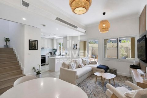 Villa à Casa Dora, Serena, Dubai, 2 chambres, 176.24 m², № 144901 - photo 8