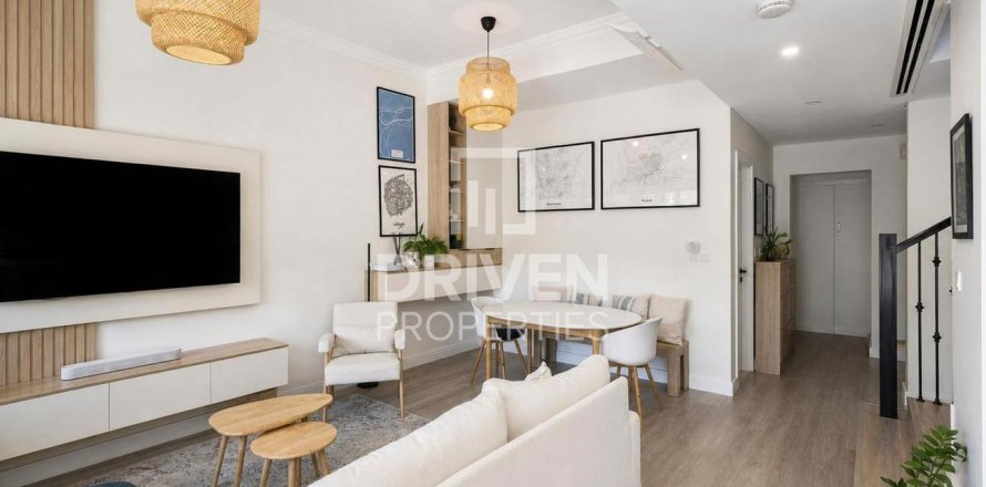 Villa à Casa Dora, Serena, Dubai, 2 chambres, 176.24 m², № 144901