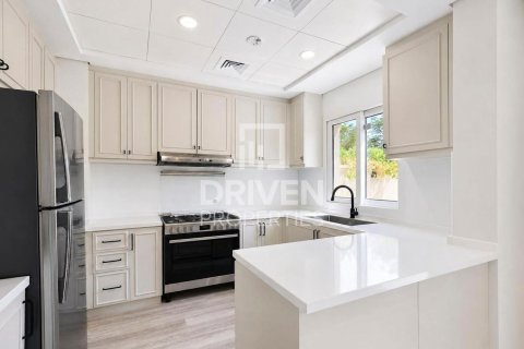 Villa à Casa Dora, Serena, Dubai, 2 chambres, 176.24 m², № 144901 - photo 3