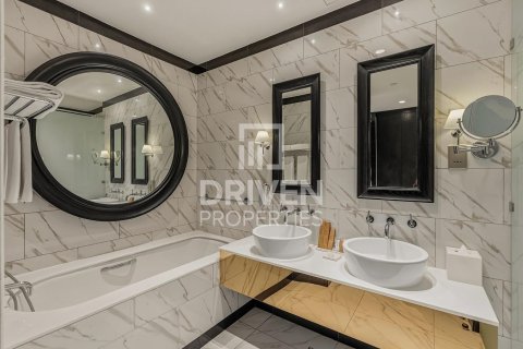 Apartment in Business Bay, Dubai 2 bedrooms, 111.95 sq.m. № 145385 - photo 10