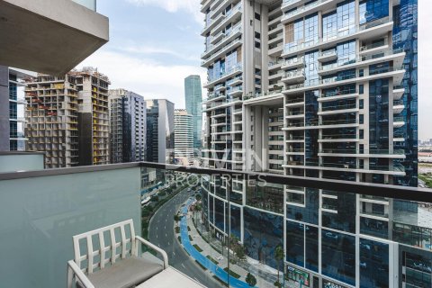 Apartment in Business Bay, Dubai 2 bedrooms, 111.95 sq.m. № 145385 - photo 12