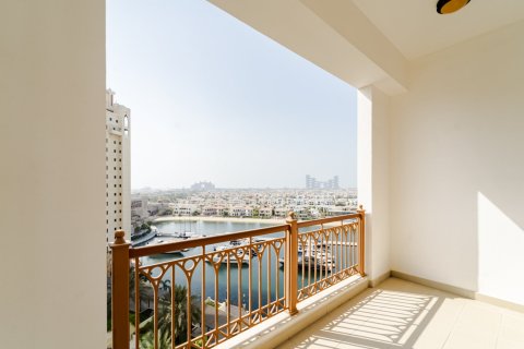 Apartment in Palm Jumeirah, Dubai 2 bedrooms, 161 sq.m. № 143555 - photo 9