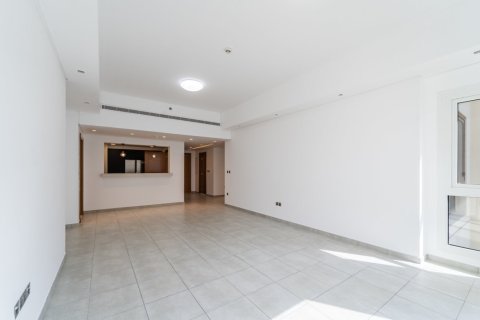 Apartment in Palm Jumeirah, Dubai 2 bedrooms, 161 sq.m. № 143555 - photo 2