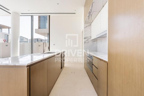 Villa in Nad Al Sheba 1, Nadd Al Sheba, Dubai 4 bedrooms, 474.46 sq.m. № 144177 - photo 17