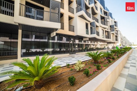Apartment in Mirdif, Dubai 3 bedrooms, 165.1 sq.m. № 143265 - photo 14