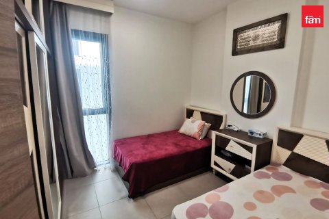 Apartment in Mirdif, Dubai 3 bedrooms, 165.1 sq.m. № 143265 - photo 8