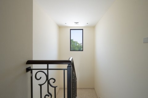 Villa in Reem, Dubai 3 bedrooms, 216 sq.m. № 145730 - photo 8