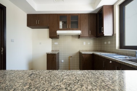 Villa in Reem, Dubai 3 bedrooms, 216 sq.m. № 145730 - photo 13