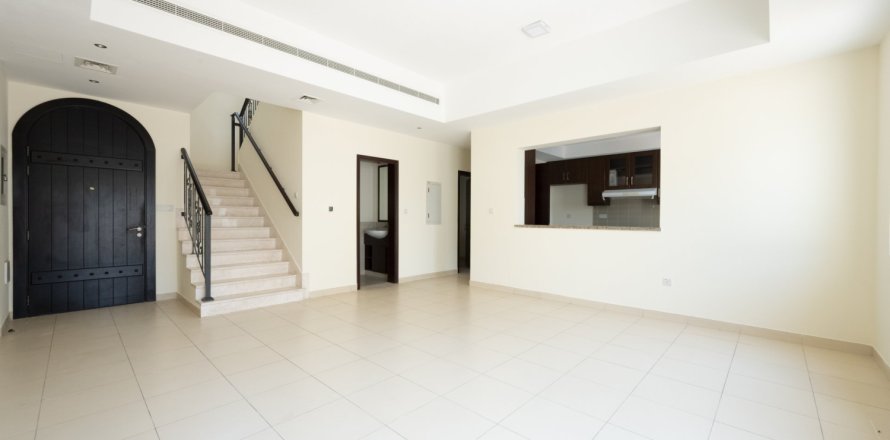 Villa in Reem, Dubai 3 bedrooms, 216 sq.m. № 145730