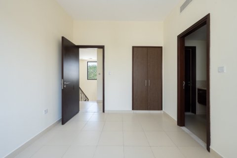 Villa in Reem, Dubai 3 bedrooms, 216 sq.m. № 145730 - photo 9