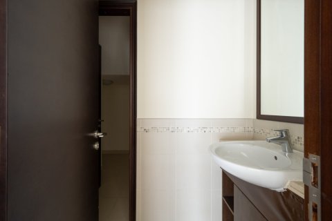 Villa in Reem, Dubai 3 bedrooms, 216 sq.m. № 145730 - photo 11