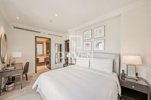 Снять в аренду квартиру в The Address Residence Fountain Views, Даунтаун Дубай (Даунтаун Бурдж Дубай), Дубай: 2 спальни, 134.24м², № 145508 - фото 8