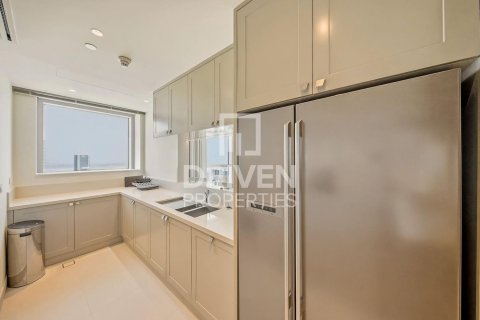 Снять в аренду квартиру в The Address Residence Fountain Views, Даунтаун Дубай (Даунтаун Бурдж Дубай), Дубай: 2 спальни, 134.24м², № 145508 - фото 5