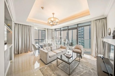 Снять в аренду квартиру в The Address Residence Fountain Views, Даунтаун Дубай (Даунтаун Бурдж Дубай), Дубай: 2 спальни, 134.24м², № 145508 - фото 2